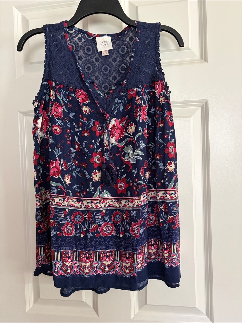 Knox Rose Navy Floral Tassel tank